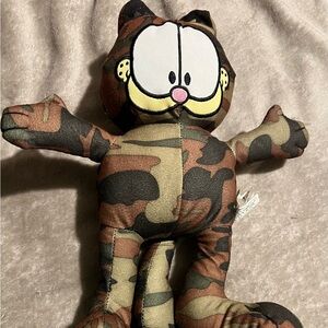 Garfield Plush (camouflage)